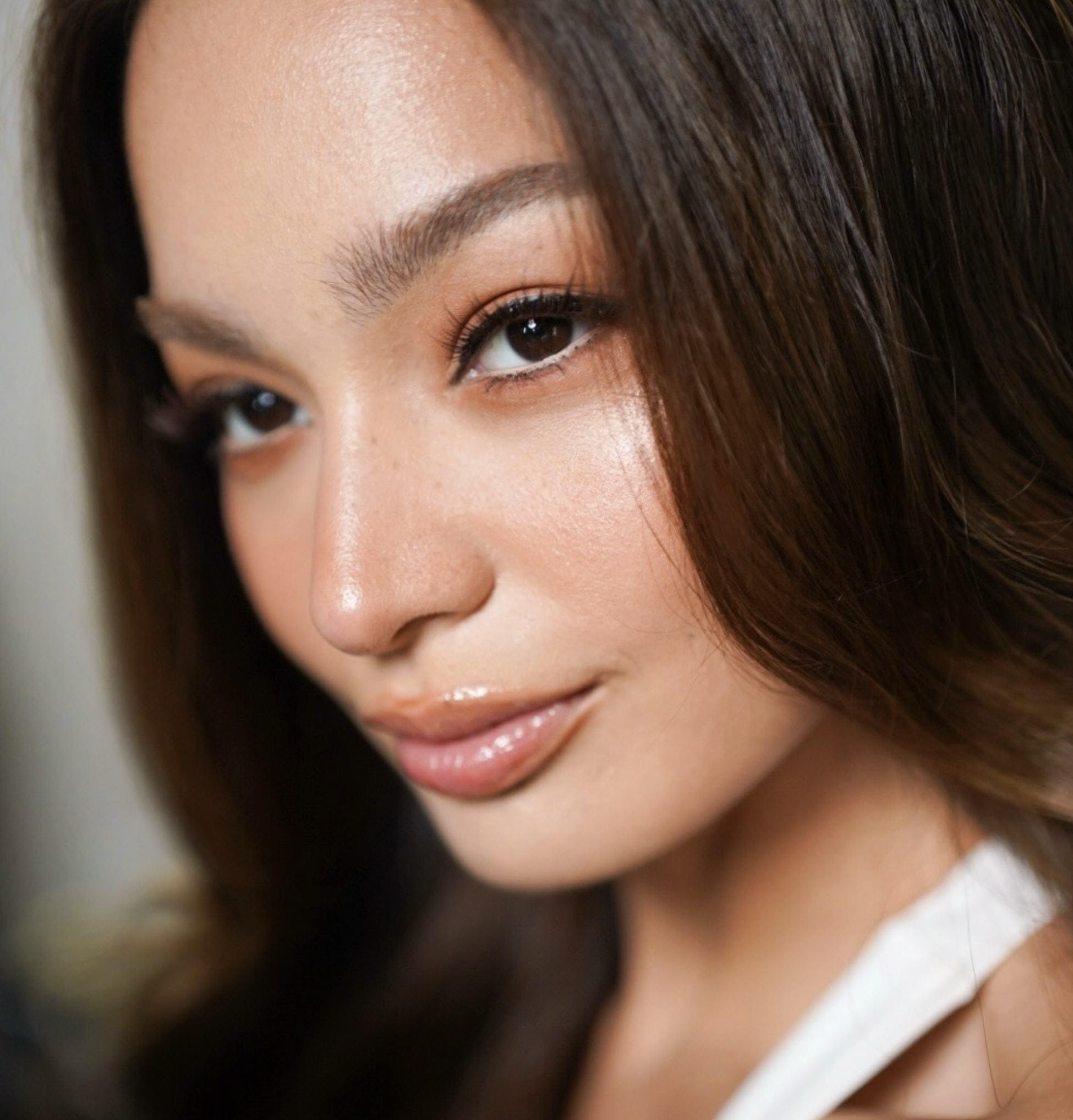 Bella Ysmael face card
