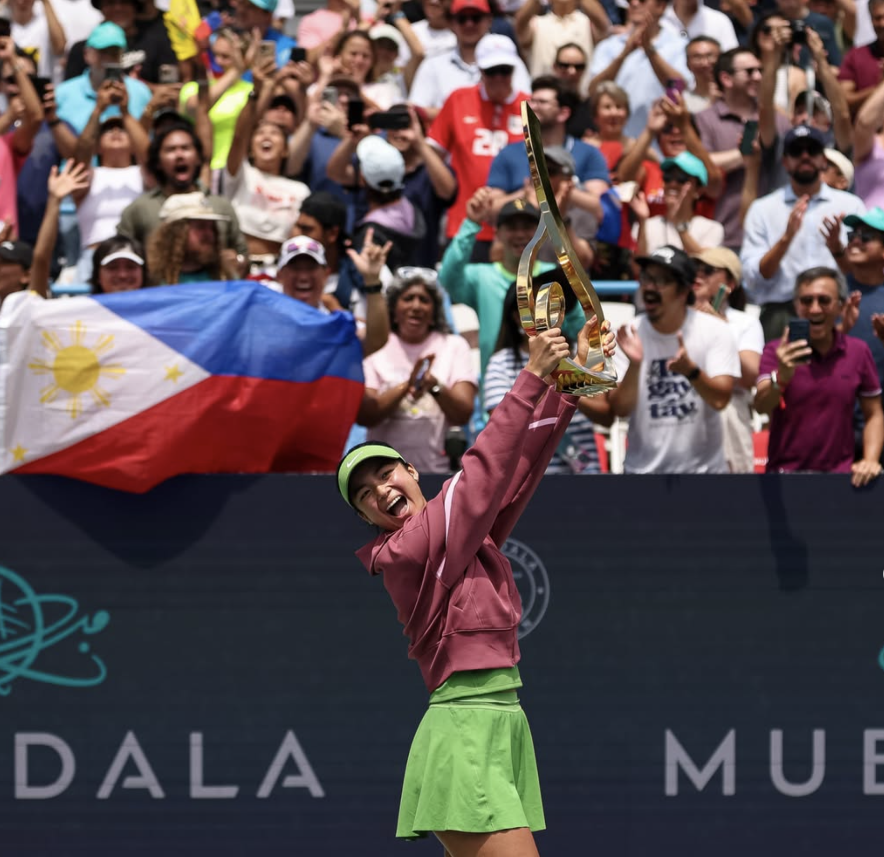 Alex Eala raised her Mubadala DC Open 2026 trophy. This is her first WTA 500 Title. Eala made history for being the first Filipina to win the title and to reach the Top 20 of the WTA Live Ranking.