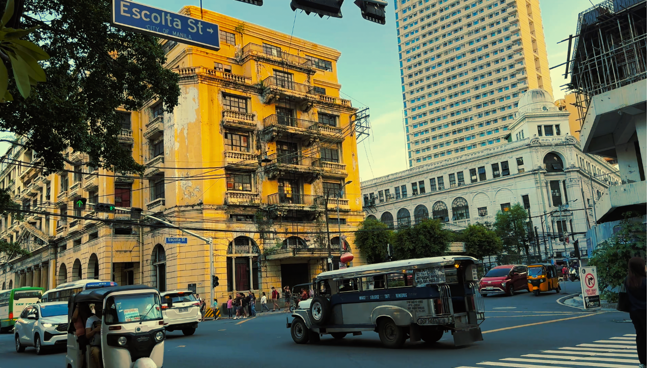 Escolta is Manila's former Wallstreet before the central business moved to Makati and BGC